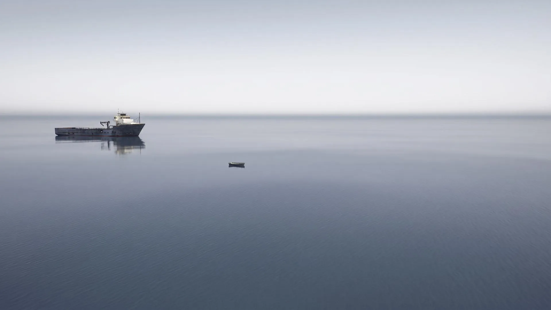 The source scene with two vessels in their original positions